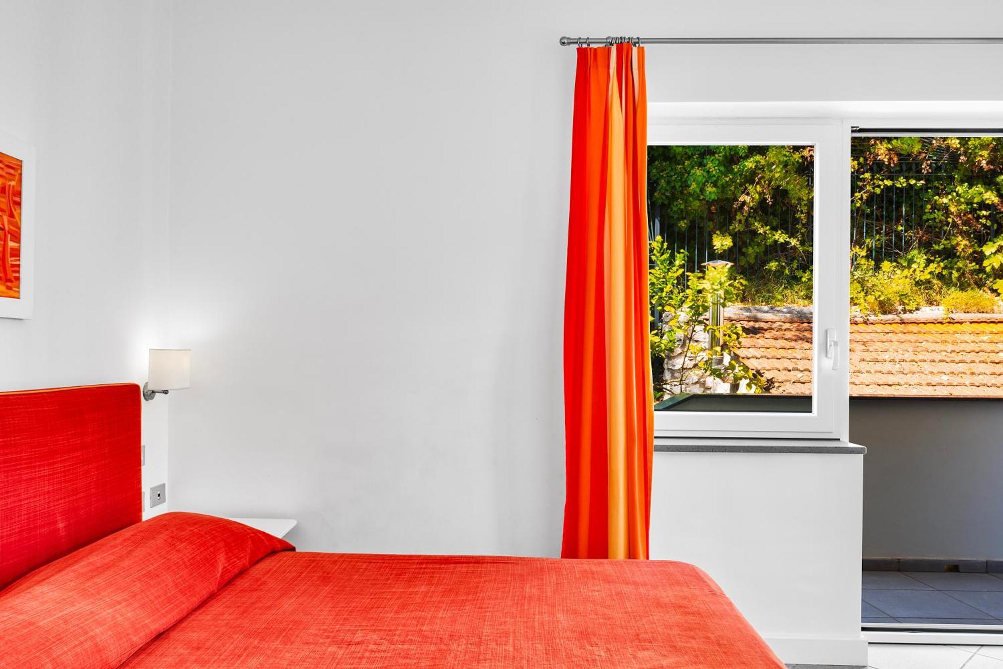 Aparthotel Le Capannelle SantʼAgata sui Due Golfi Exterior foto