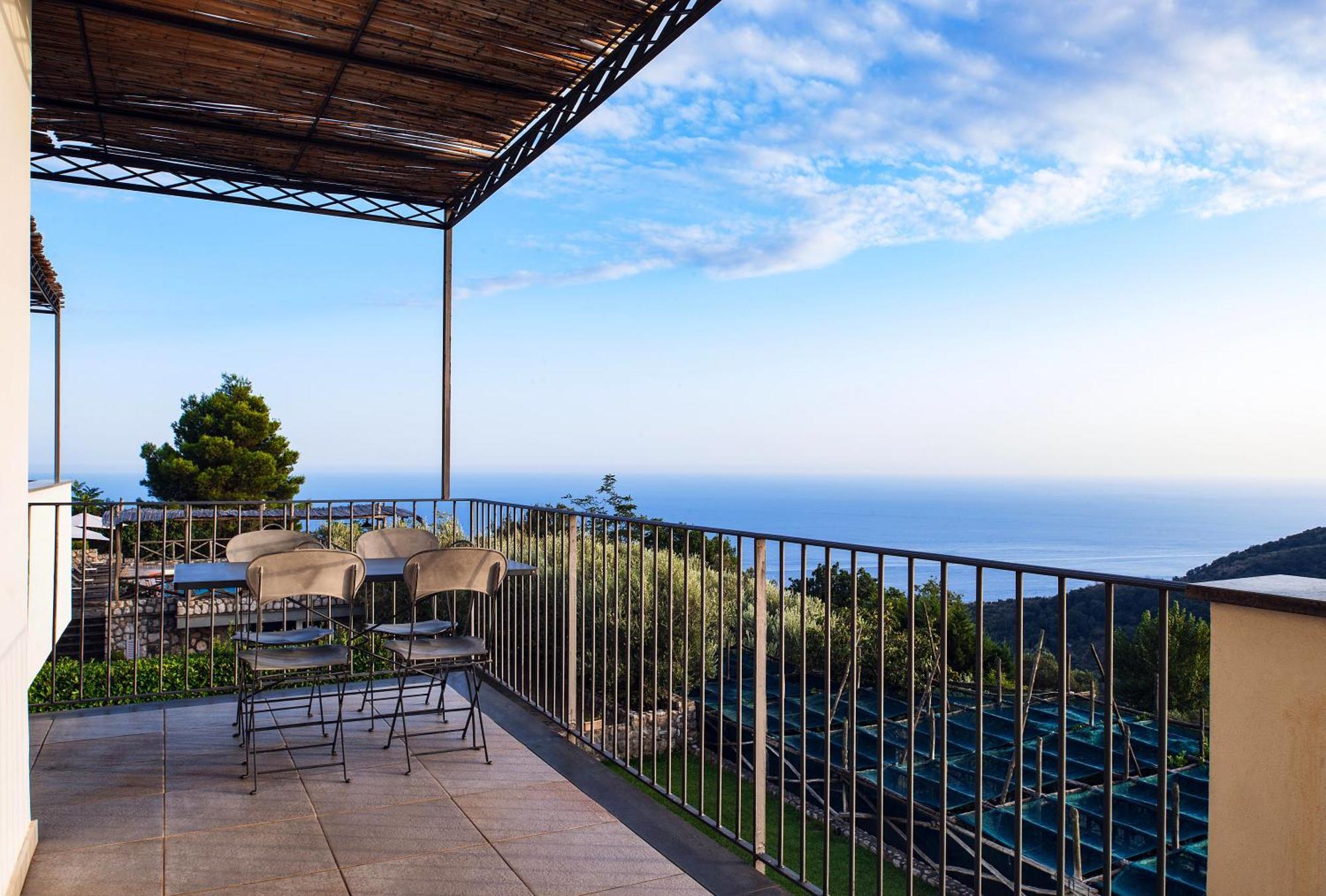 Aparthotel Le Capannelle SantʼAgata sui Due Golfi Exterior foto