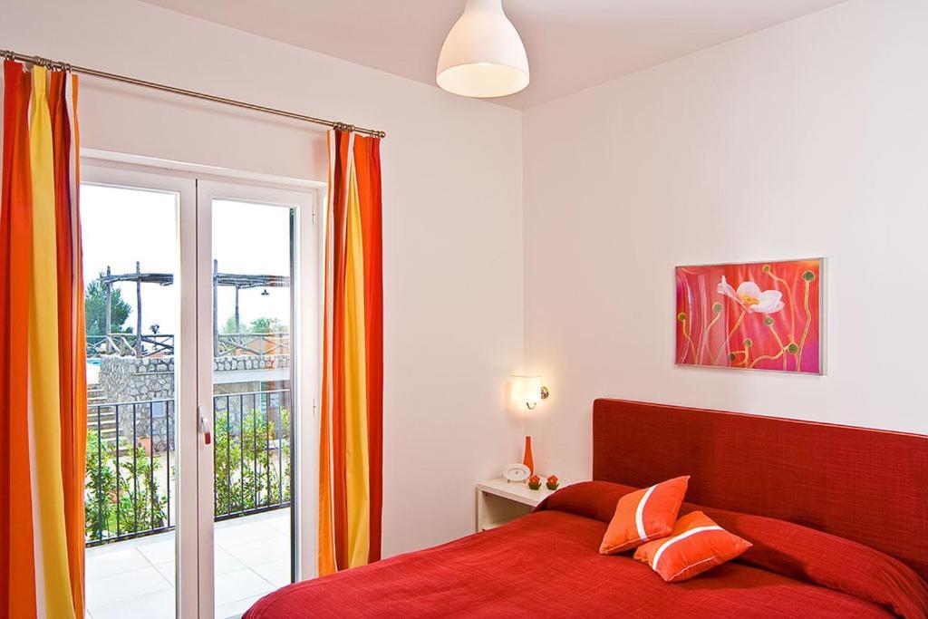 Aparthotel Le Capannelle SantʼAgata sui Due Golfi Exterior foto
