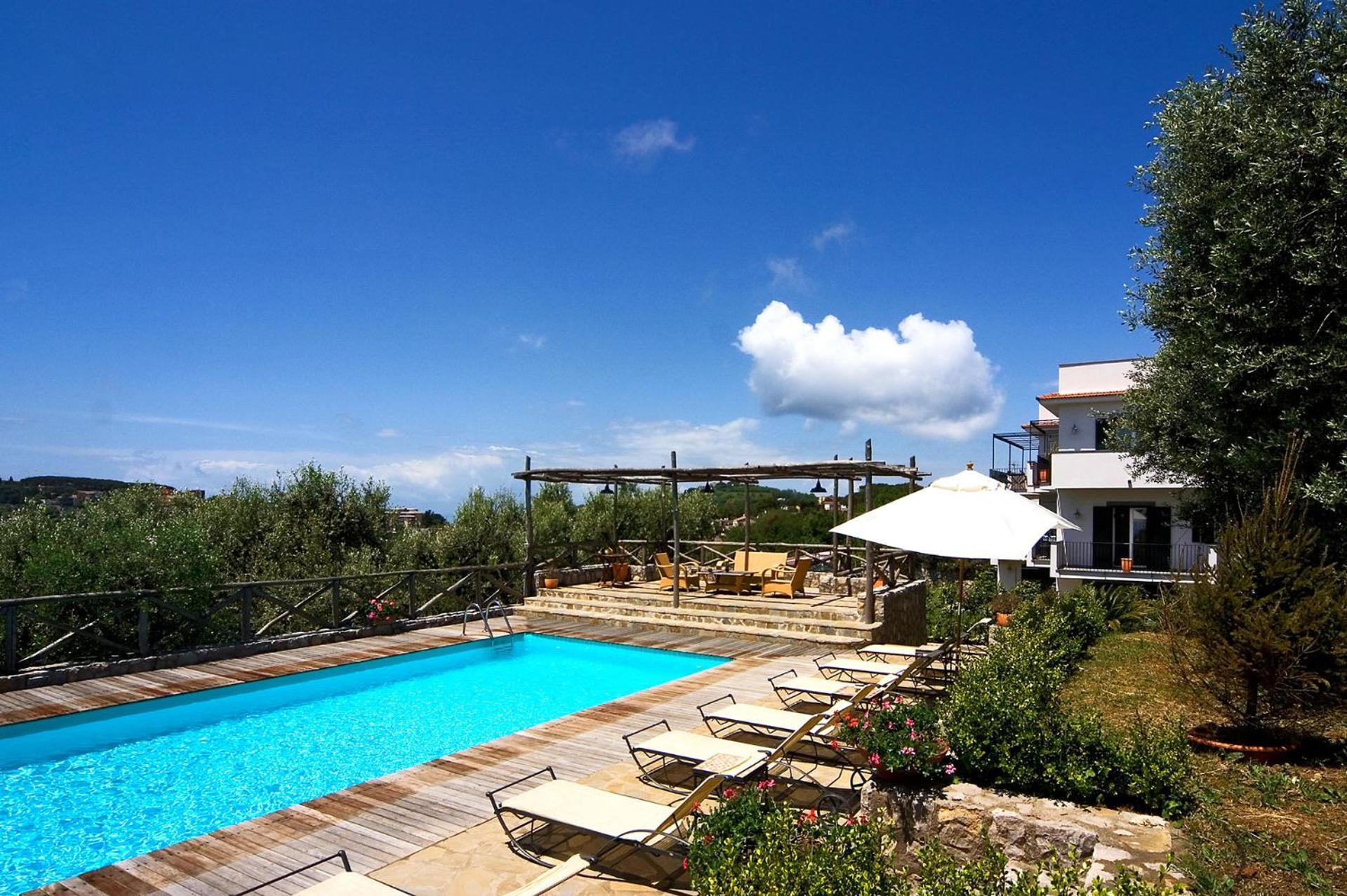 Aparthotel Le Capannelle SantʼAgata sui Due Golfi Exterior foto